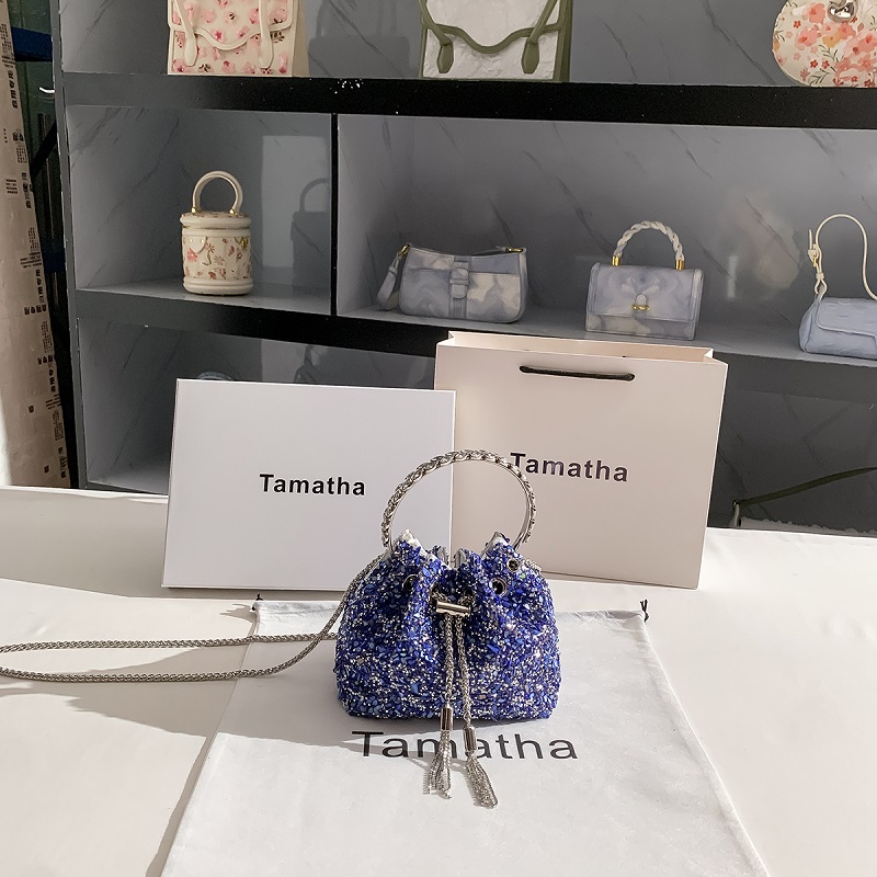 Luxury Bags Blue - حقيبة سهرة فاخرة بتصميم دلو مرصعة