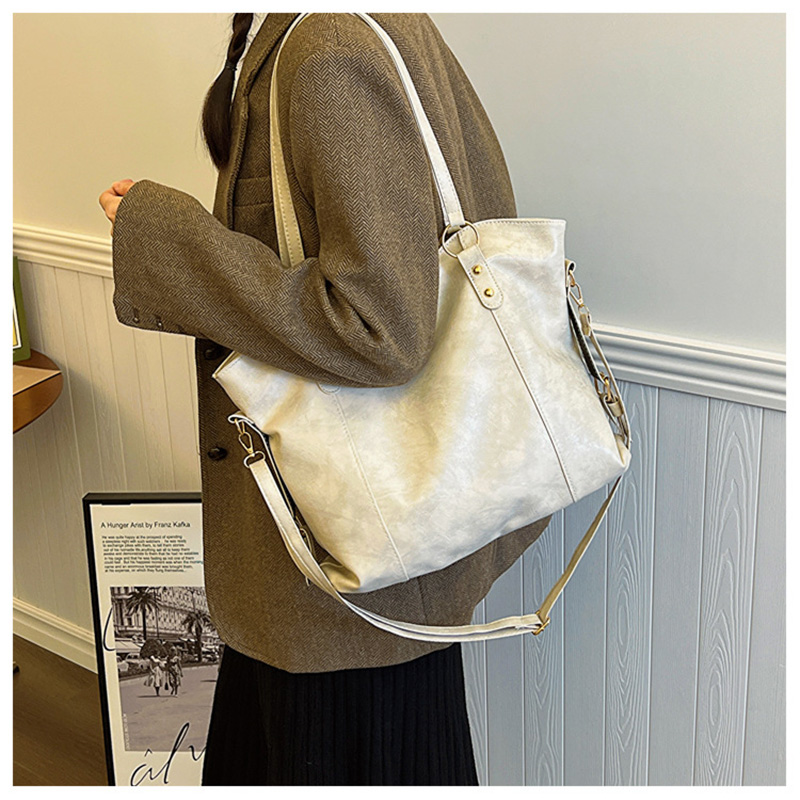 حقيبة كتف عتيقة للنساء ، جلد ص - مراجعة Luxury Bags Vintage وسعره