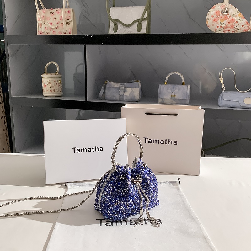 حقيبة سهرة فاخرة بتصميم دلو مر - مراجعة Luxury Bags Blue وسعره