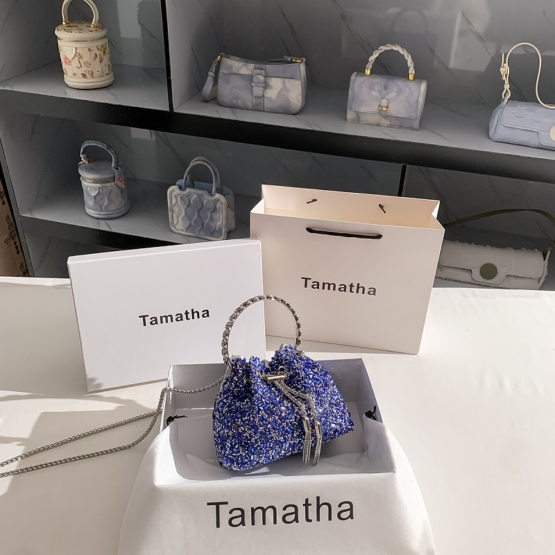 حقيبة سهرة فاخرة بتصميم دلو مر - مراجعة Luxury Bags Blue وسعره