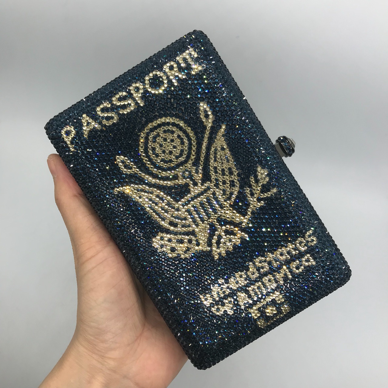 الأزرق الداكن شكل جواز السفر ا - مراجعة Luxury Bags Blue وسعره