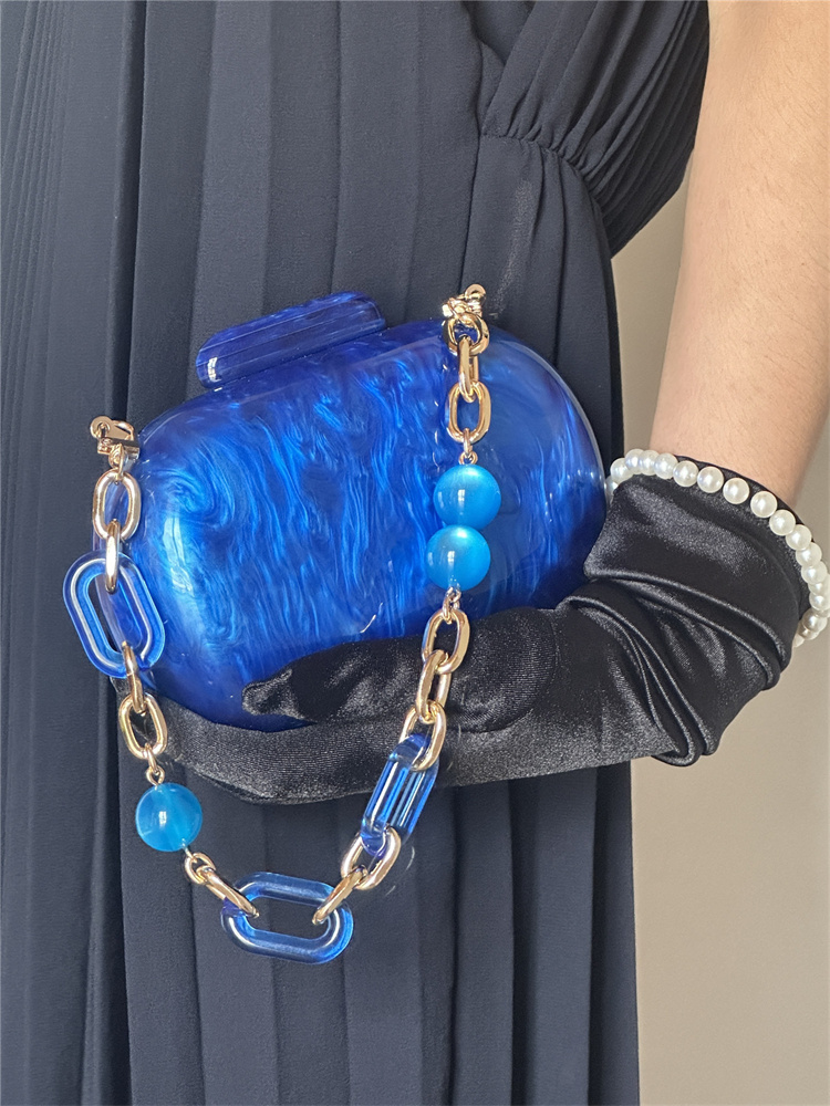 ترف الموضة كلاين الأزرق الرخام - مراجعة Luxury Bags Blue وسعره