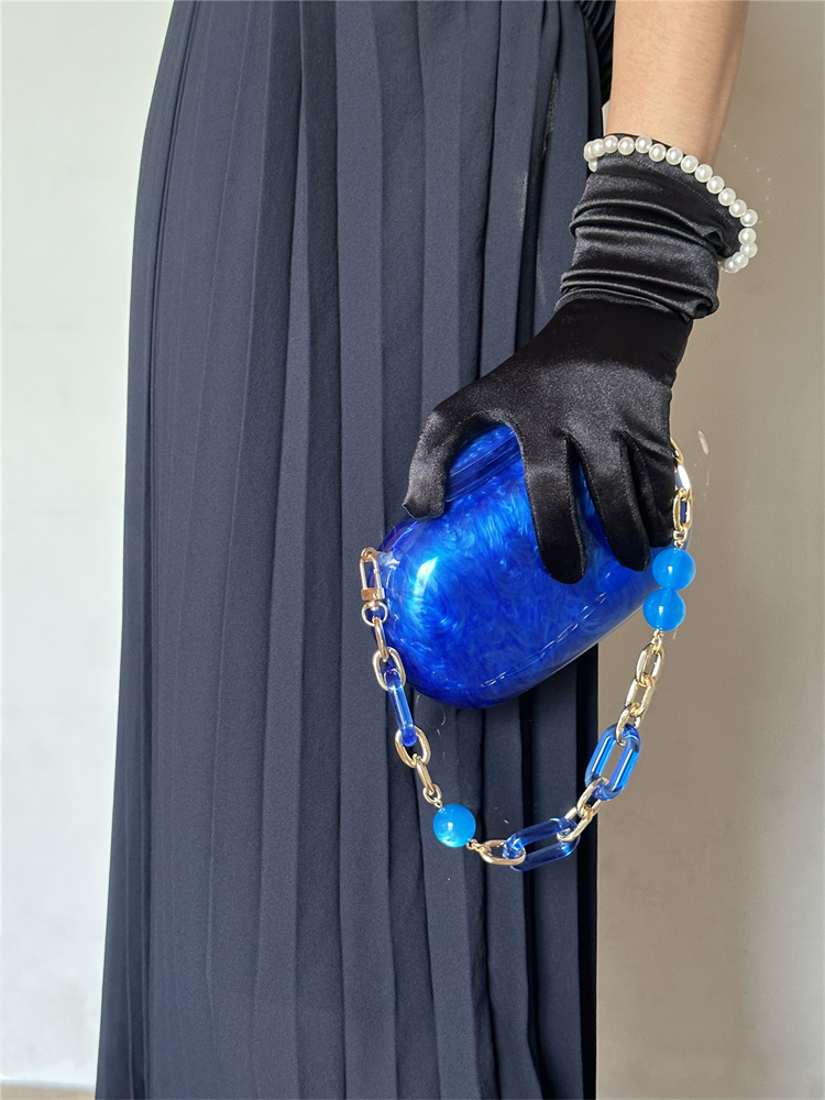 ترف الموضة كلاين الأزرق الرخام - مراجعة Luxury Bags Blue وسعره